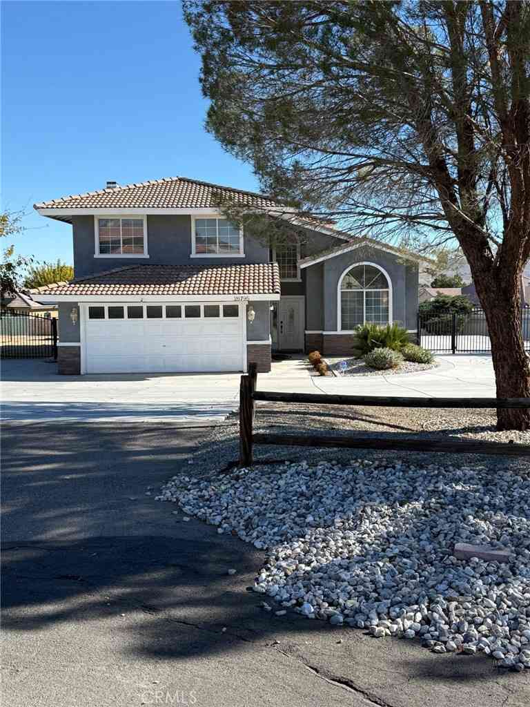 Homes For Sale - 26795 Stirrup Lane<br/> Helendale, CA 92342