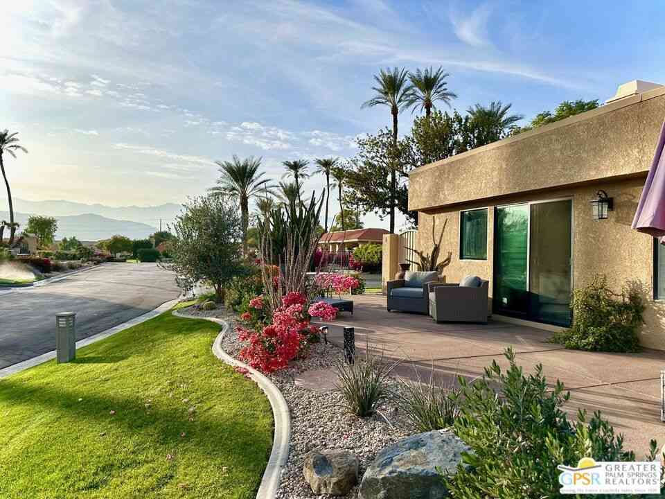 Condo For Sale - 1 Verde Way<br/> Palm Desert, CA 92260