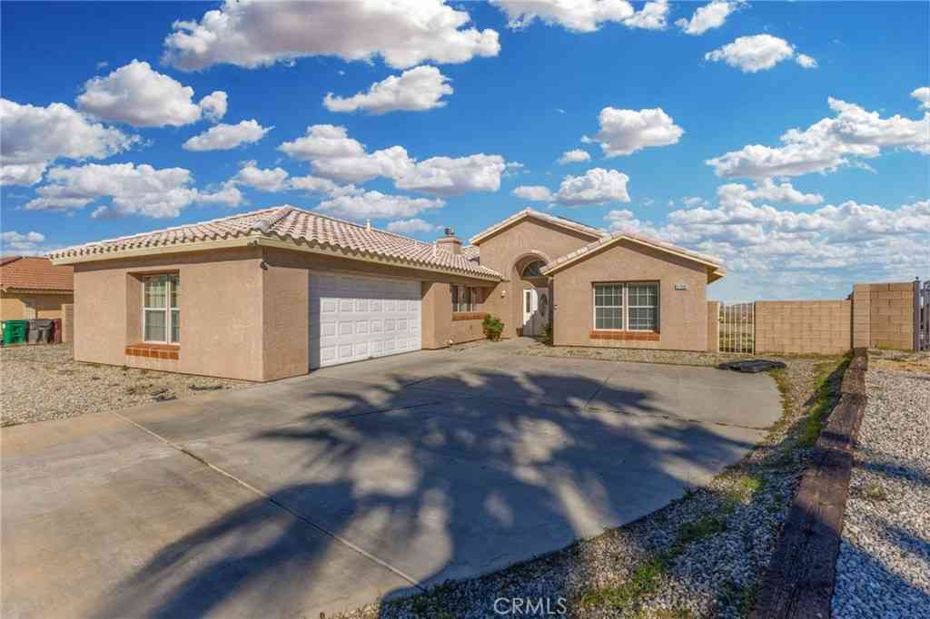 Homes For Sale - 57088 Millstone Drive<br/> Yucca Valley, CA 92284