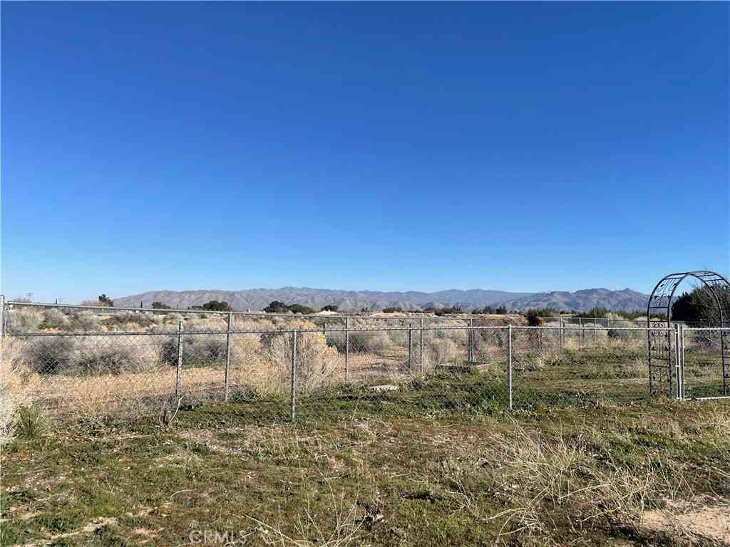 Vacant Land For Sale - Victor Avenue<br/> Hesperia, CA 92345
