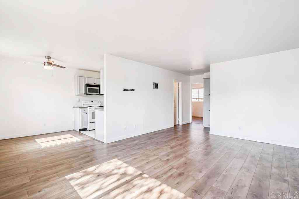 Condo For Rent - 4402 Delta Street #23<br/> San Diego, CA 92113