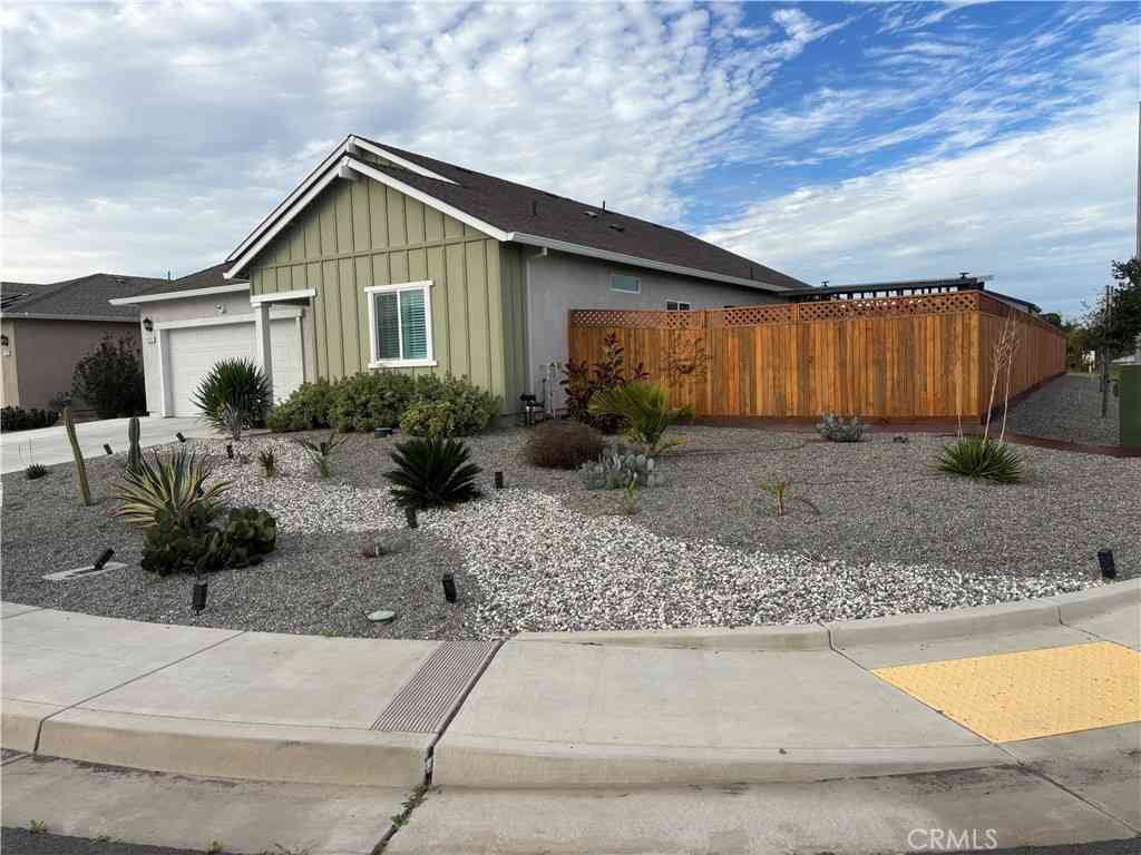 Homes For Sale - 1579 Oakwood<br/> Glenn County, Orland, CA 95963