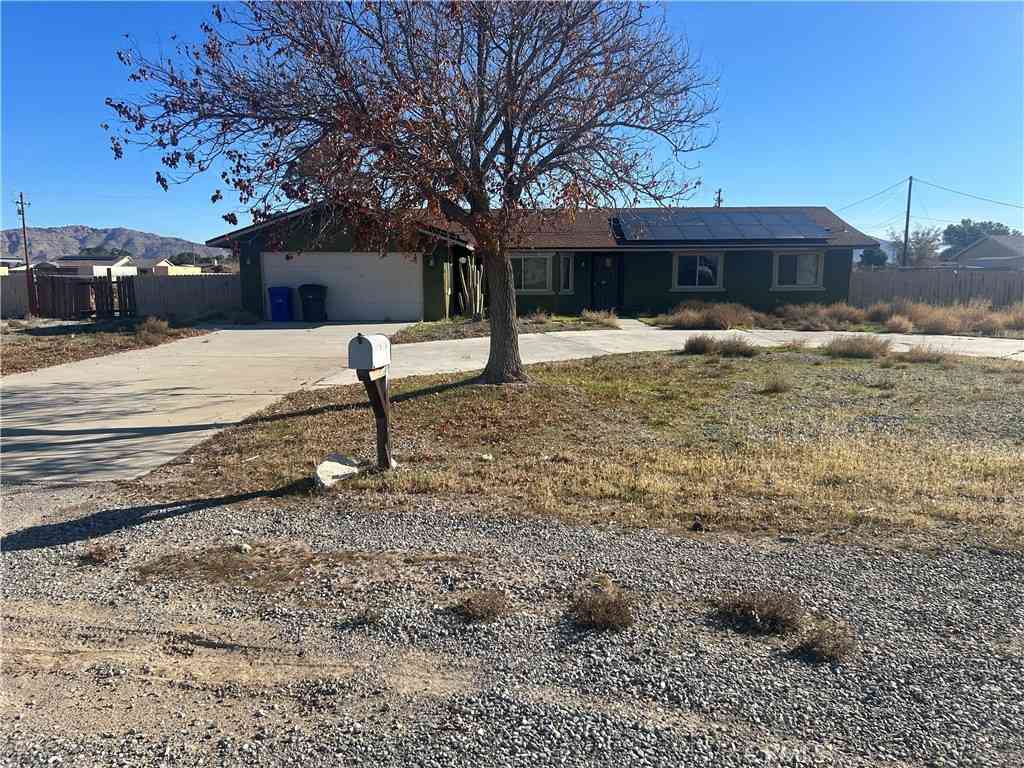 Homes For Sale - 15395 Apache<br/> Apple Valley, CA 92307