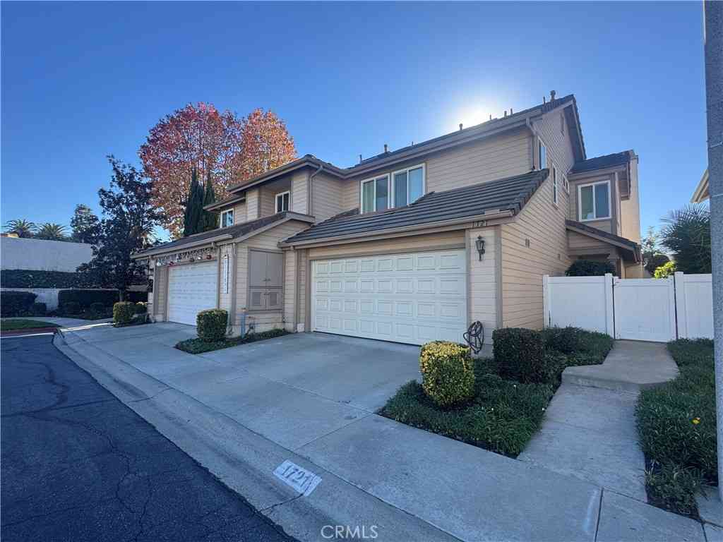 Condo For Sale - 1721 Brougham<br/> Hacienda Heights, CA 91745