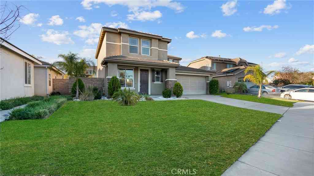 Homes For Sale - 29360 Coral Island Ct<br/> Menifee, CA 92585