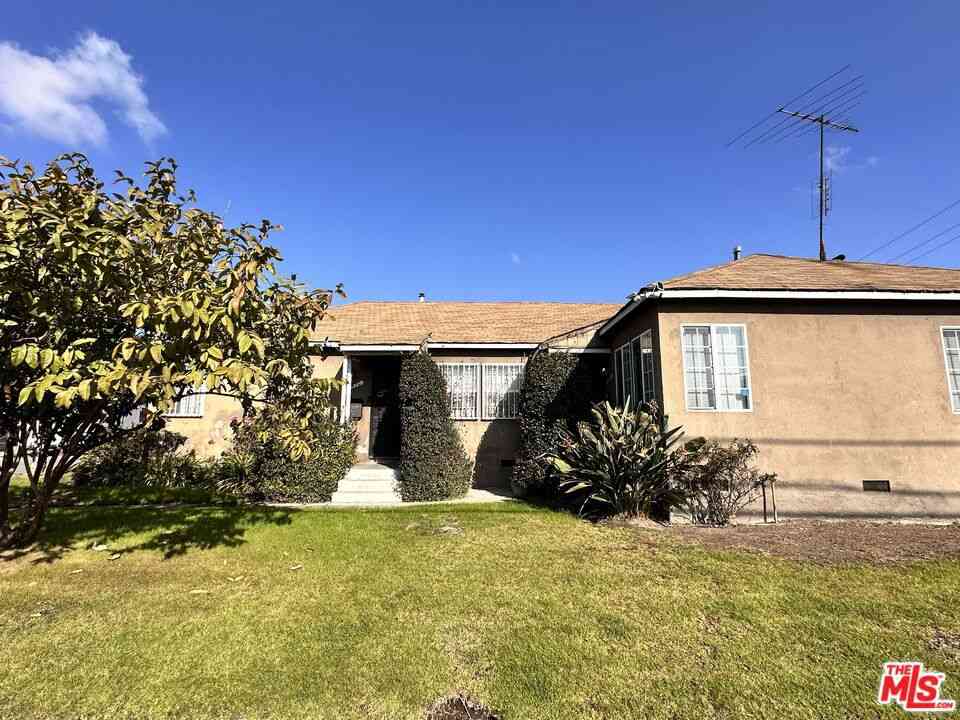 Homes For Sale - 3570 Chesapeake Avenue<br/> Los Angeles, CA 90016