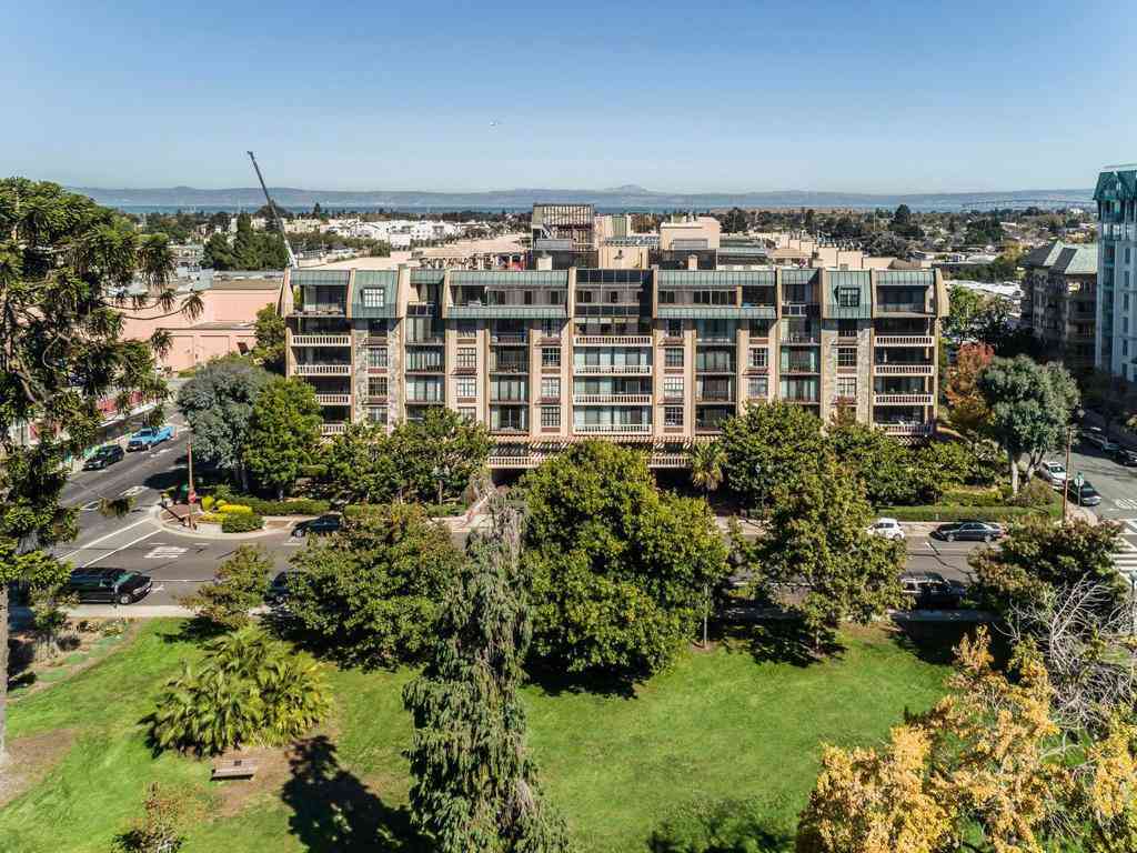 Condo For Rent - 555 Laurel Avenue #518<br/> San Mateo, CA 94401