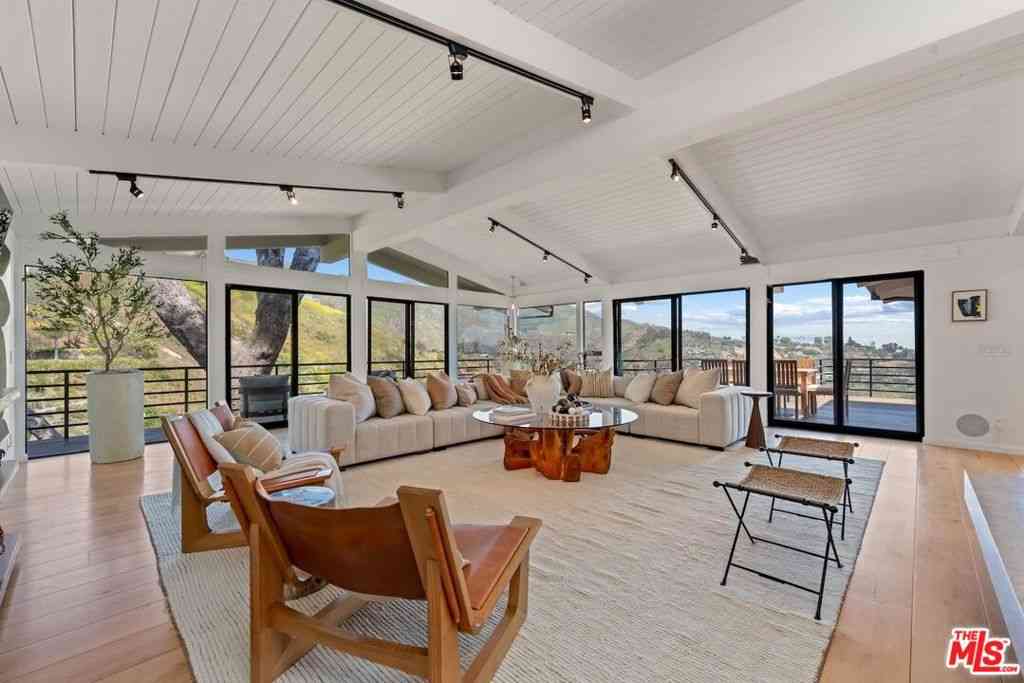 Homes For Rent - 23701 Harbor Vista Drive<br/> Malibu, CA 90265