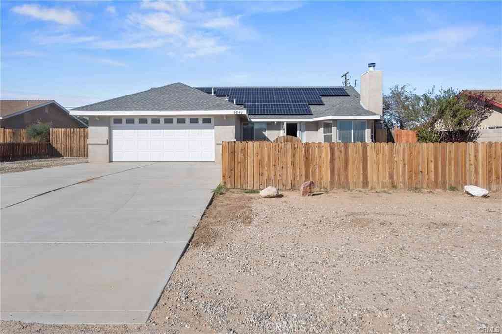 Homes For Sale - 8849 Glade Avenue<br/> California City, CA 93505