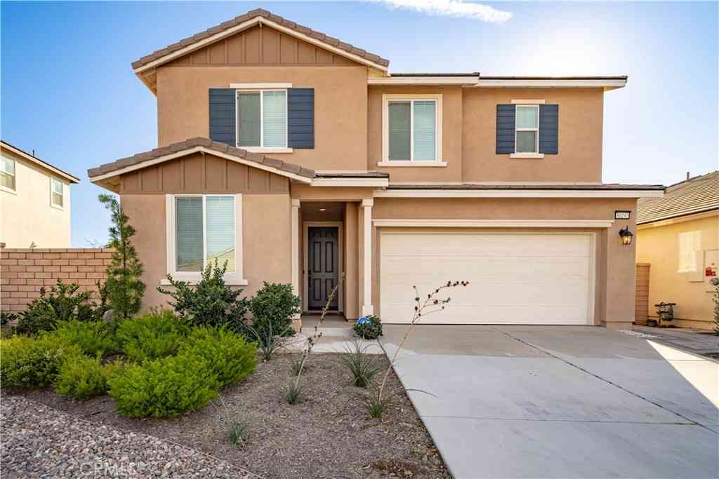 Homes For Sale - 30295 Singer Ln<br/> Menifee, CA 92584