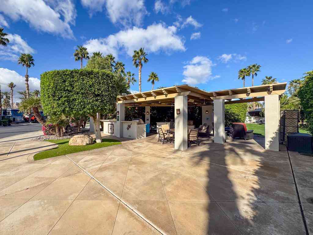 Mobile Home For Sale - 80394 Avenue 48 #213<br/> Riverside County, Indio, CA 92201
