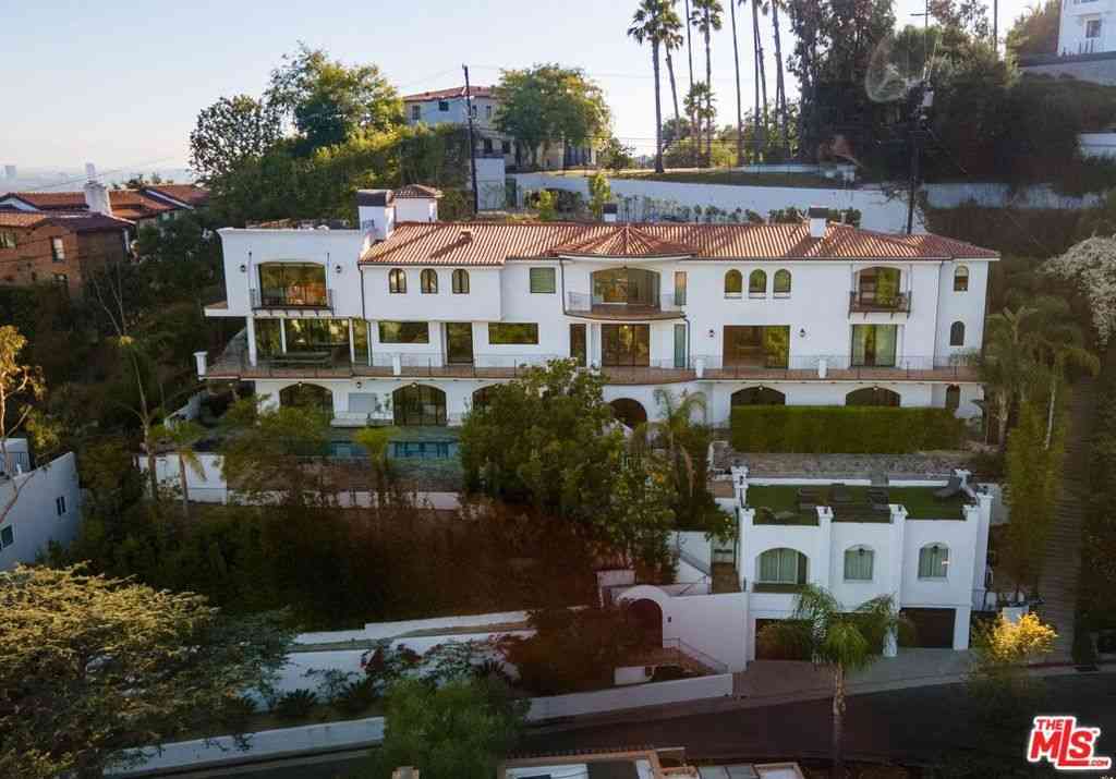 Homes For Sale - 4733 Bonvue Avenue<br/> Los Angeles, CA 90027