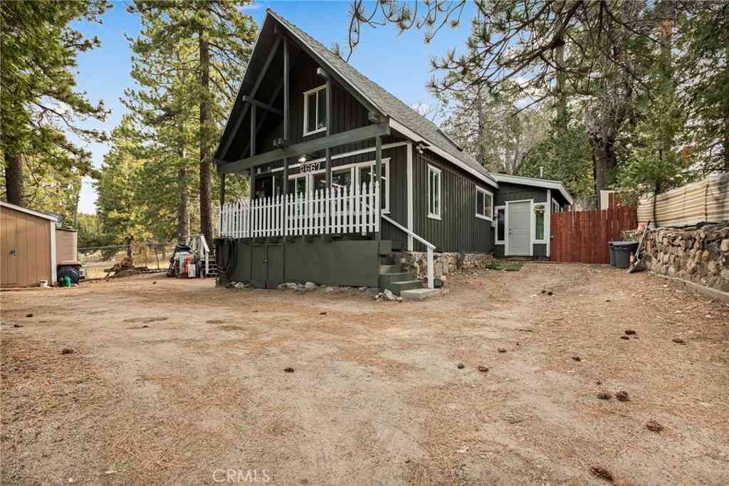 Homes For Sale - 2667 Hunsaker<br/> Running Springs, CA 92382