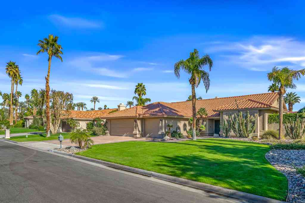 Homes For Sale - 36690 Palm Court<br/> Rancho Mirage, CA 92270