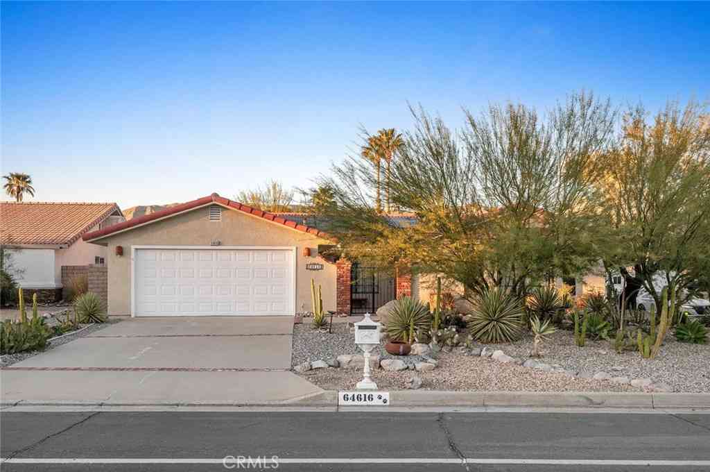 Homes For Sale - 64616 Spyglass Avenue<br/> Desert Hot Springs, CA 92240