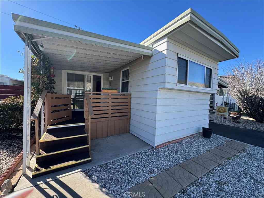 Mobile Home For Sale - 56254 29 Palms Highway #38<br/> Yucca Valley, CA 92284