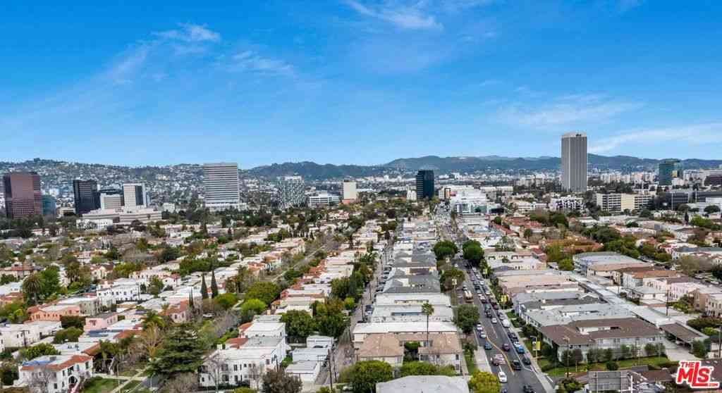 Homes For Sale - 524 N Cummings Street<br/> Los Angeles, CA 90033
