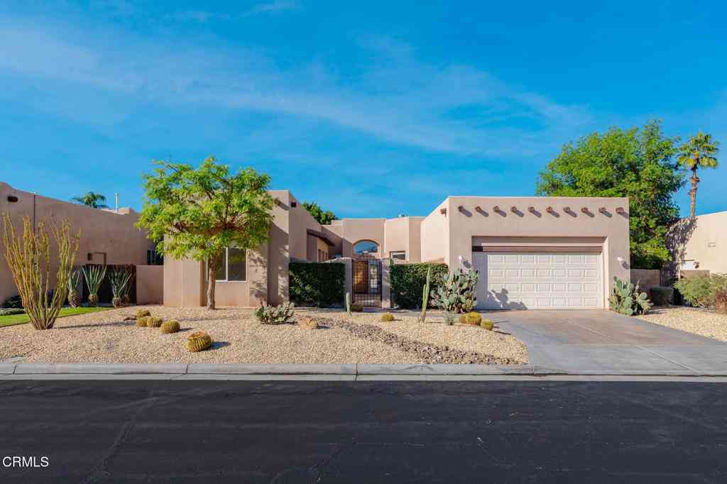 Homes For Sale - 67 Tempe Trail<br/> Palm Desert, CA 92211