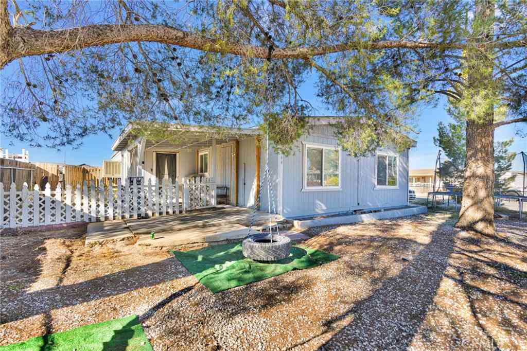 Mobile Home For Sale - 19044 Joshua Street<br/> Adelanto, CA 92301