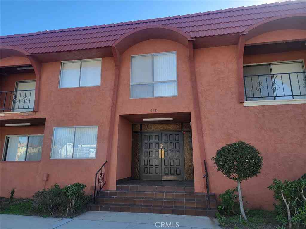 Condo For Rent - 627 Geneva Street #2<br/> Glendale, CA 91206