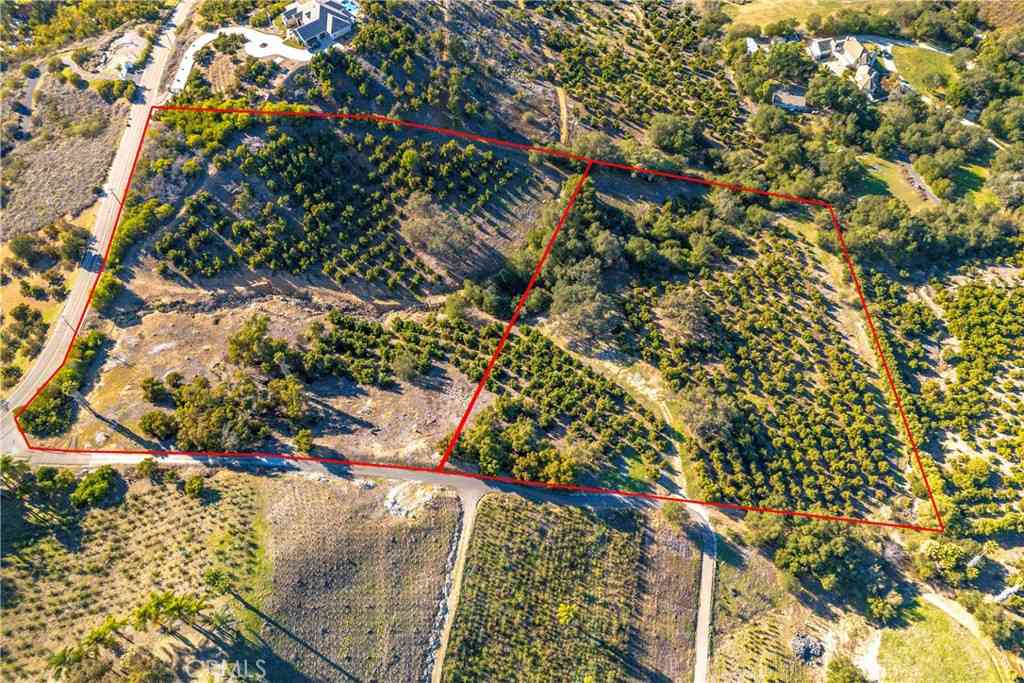 Vacant Land For Sale - 14 Via Vaquero Road<br/> Temecula, CA 92590