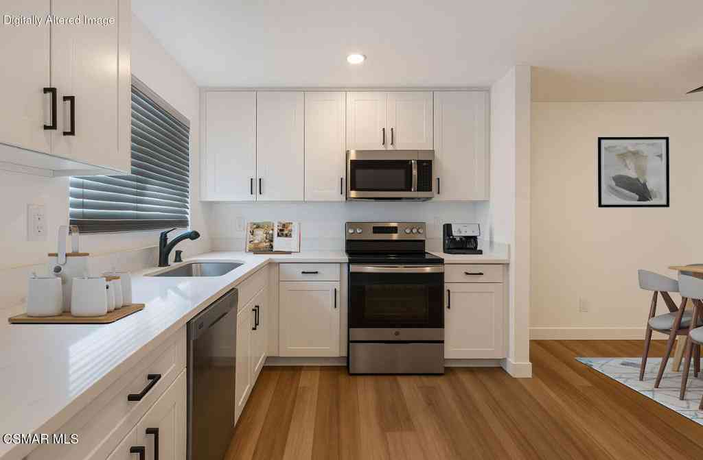 Homes For Rent - 399 Erbes Road #2<br/> Thousand Oaks, CA 91362