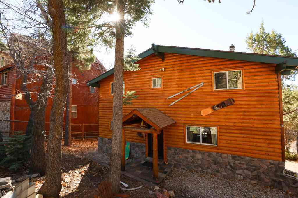 Homes For Rent - 43615 Wolf Road<br/> Big Bear, CA 92315