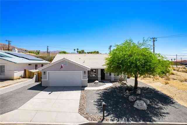 Homes For Rent - 12920 Maui Way<br/> Desert Hot Springs, CA 92240