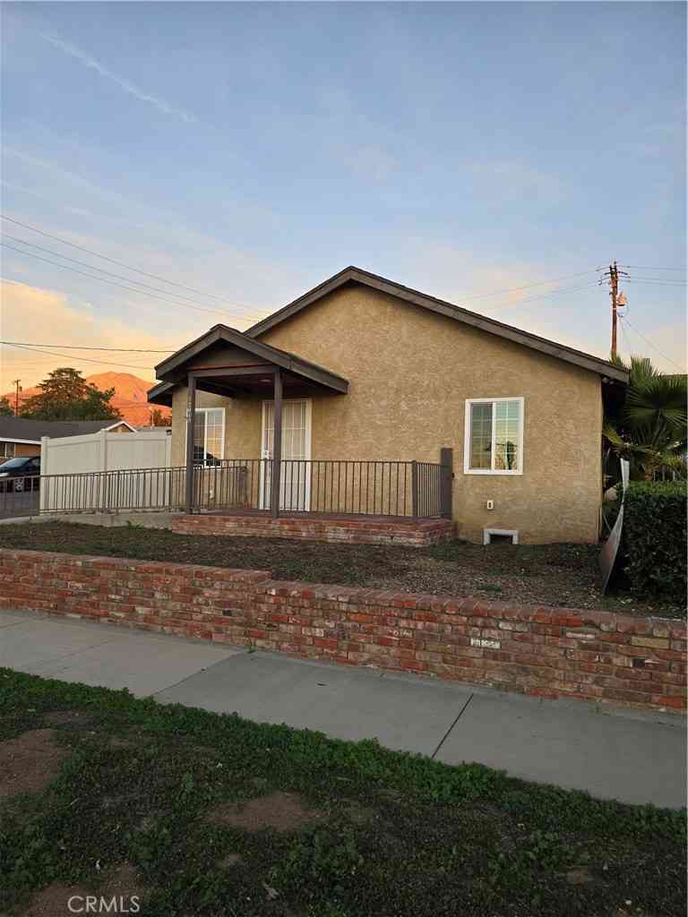 Homes For Sale - 12049 California<br/> Yucaipa, CA 92399