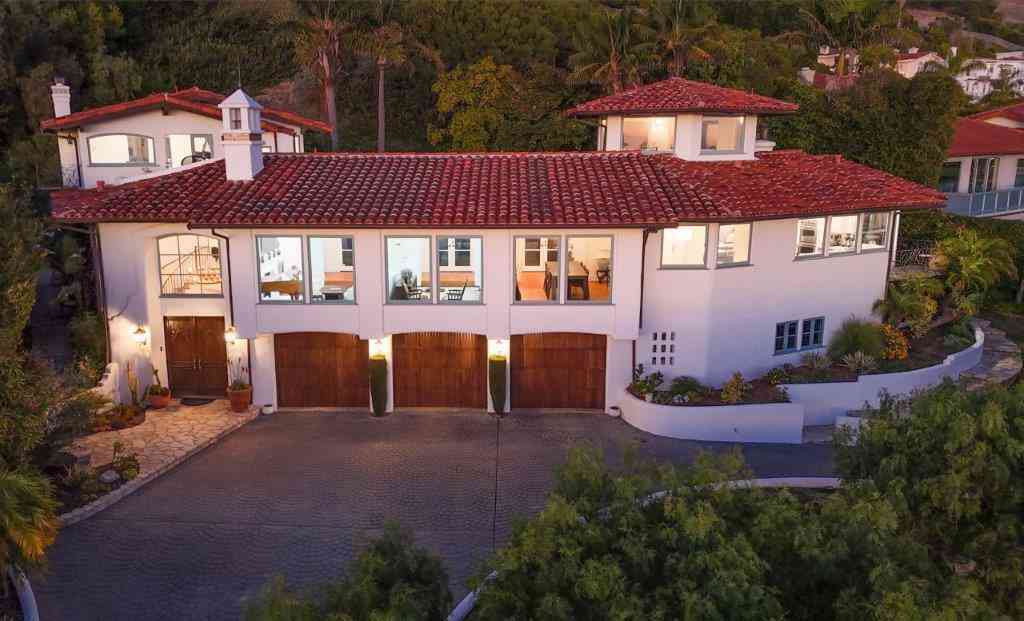 Homes For Sale - 32524 Seacliff Drive<br/> Rancho Palos Verdes, CA 90275