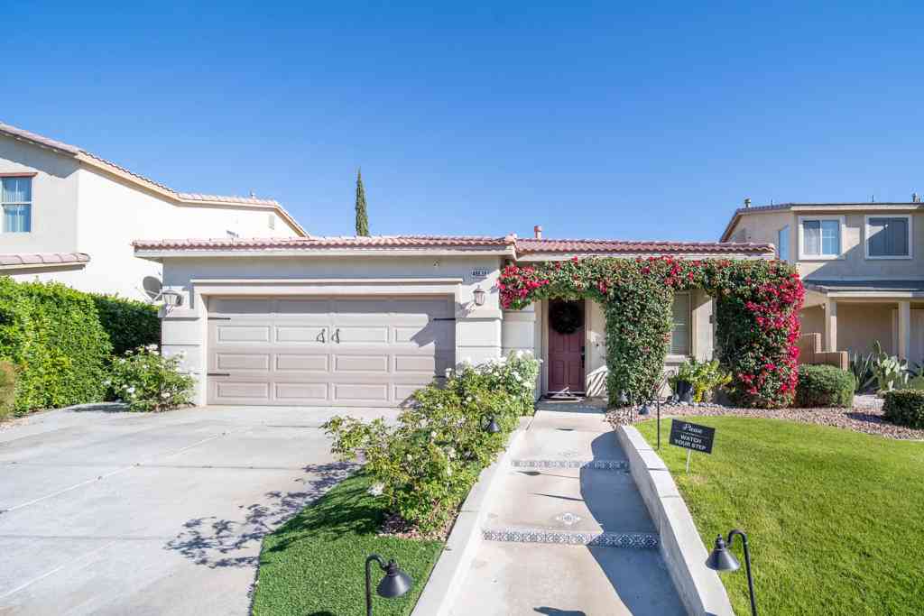 Homes For Sale - 48638 Anastacia Court<br/> Indio, CA 92201