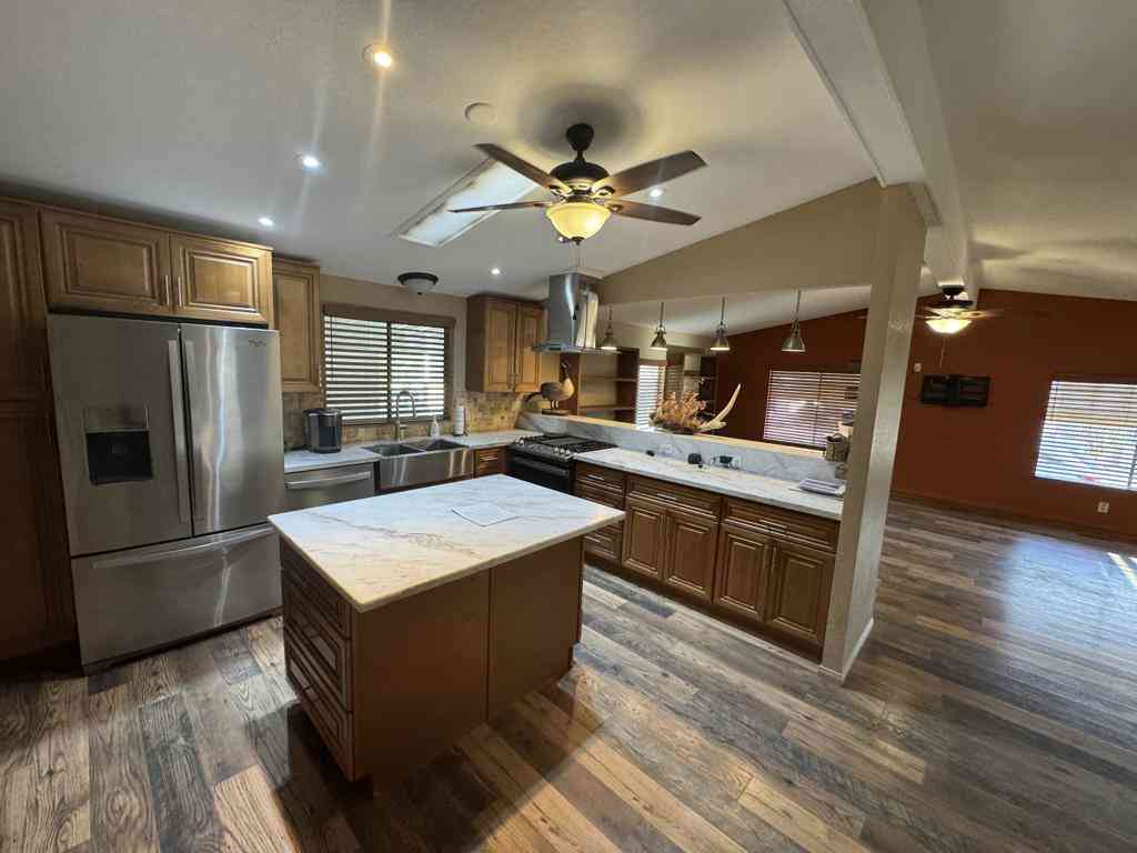 Mobile Home For Sale - 46618 Madison Street #24<br/> Indio, CA 92201