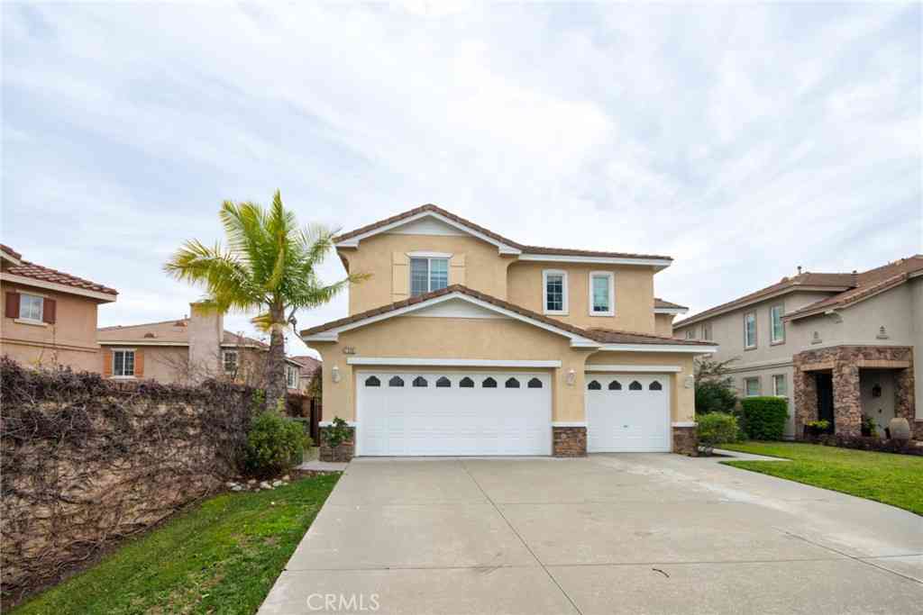 Homes For Rent - 7238 San Carmela Court<br/> Rancho Cucamonga, CA 91739