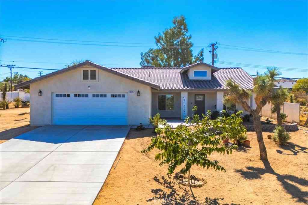 Homes For Sale - 58385 Delano Trail<br/> Yucca Valley, CA 92284
