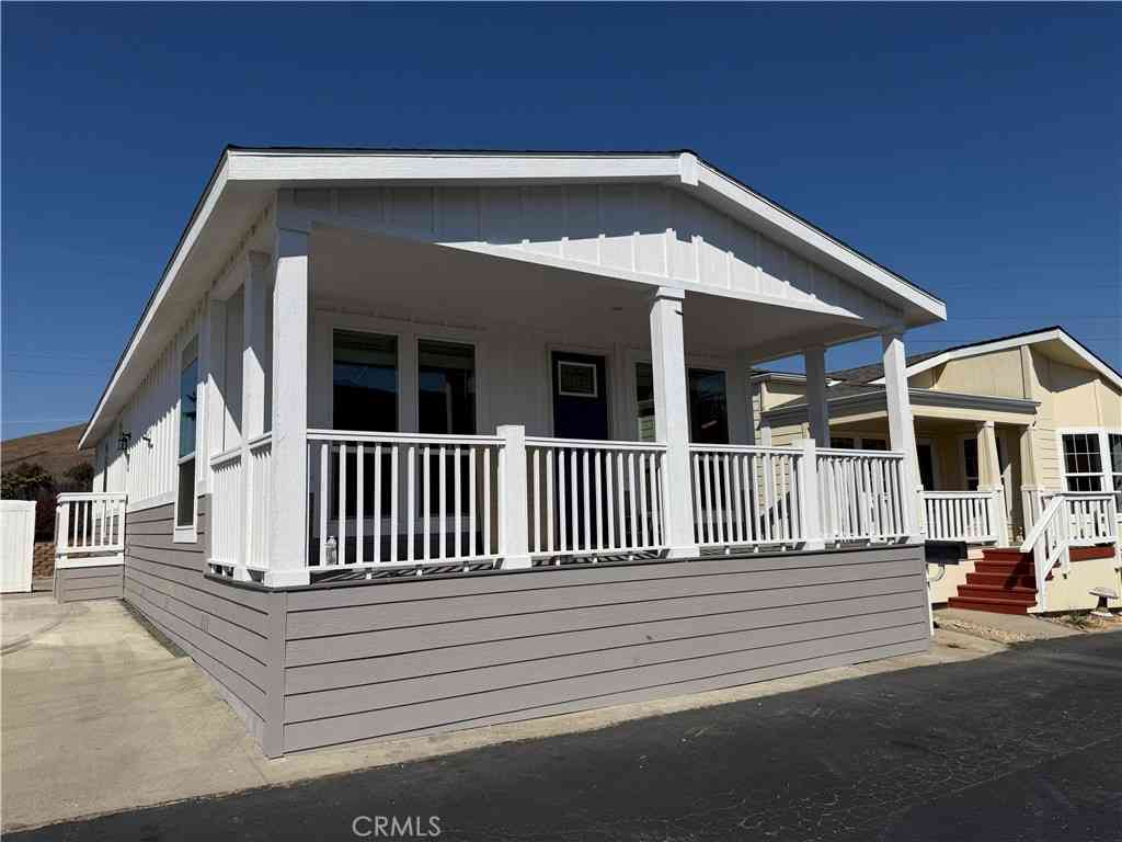 Mobile Home For Sale - 513 Allepo Drive #13<br/> Morro Bay, CA 93442