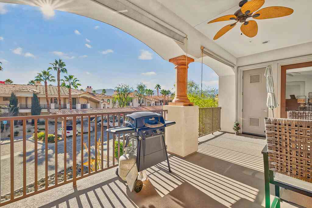 Condo For Sale - 2107 Via Calderia<br/> Palm Desert, CA 92260