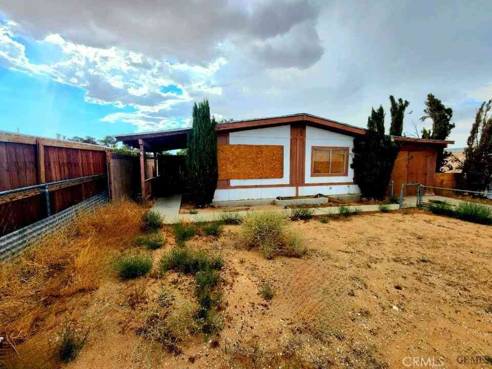 Homes For Sale - 330 Morning Glory Drive<br/> California City, CA 93505