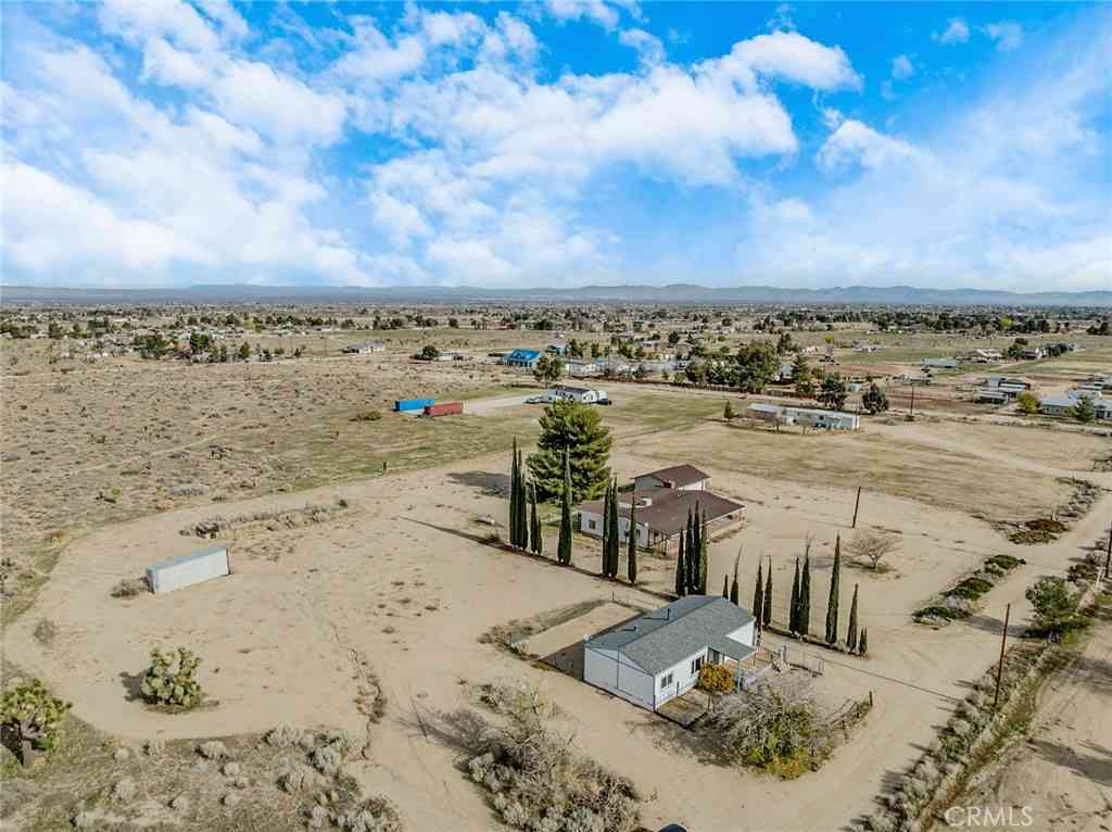 Mobile Home For Sale - 4232 Coyote Road<br/> Phelan, CA 92371