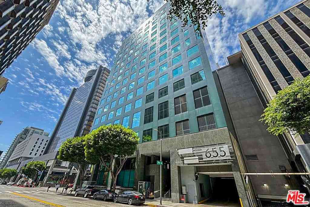 Condo For Sale - 655 S Hope Street #1006<br/> Los Angeles, CA 90017