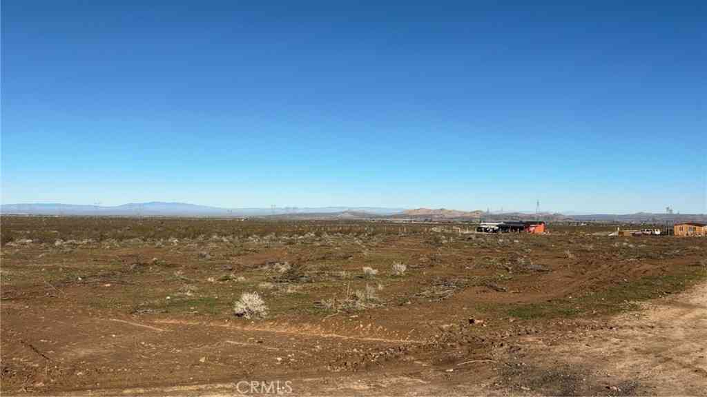 Vacant Land For Sale - 172 W Avenue U<br/> Palmdale, CA 93551