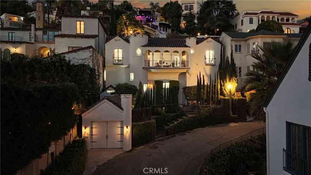 Homes For Sale - 2111 Rockledge<br/> Los Angeles, CA 90068