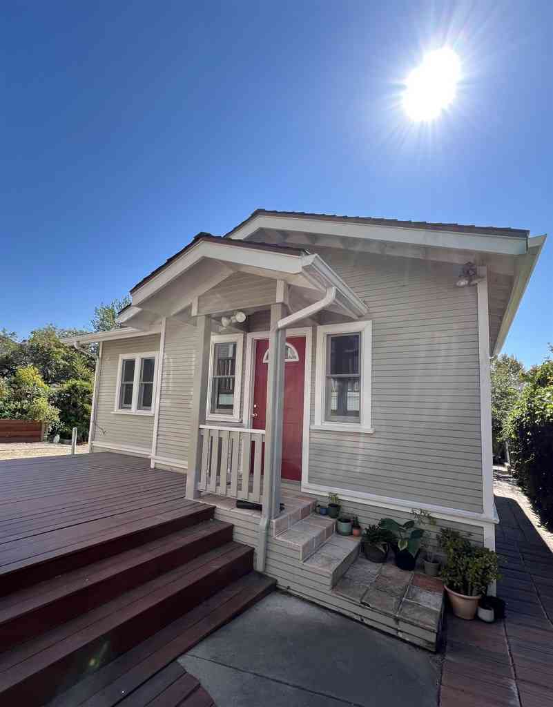 Homes For Rent - 2438 Martin Luther King Jr Way<br/> Berkeley, CA 94704