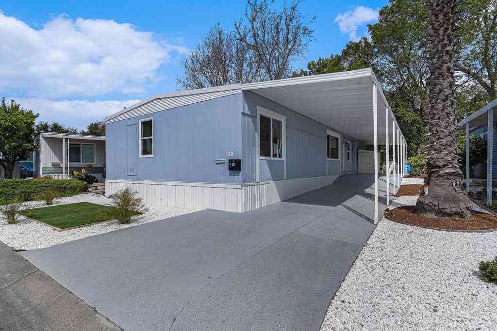 Mobile Home For Sale - 30 Palm Dr<br/> Union City, CA 94587