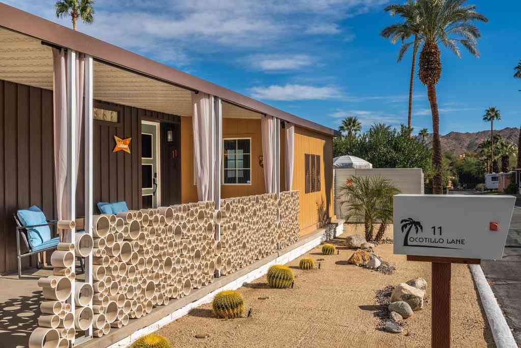 Mobile Home For Sale - 11 Ocotillo Lane<br/> Palm Desert, CA 92260