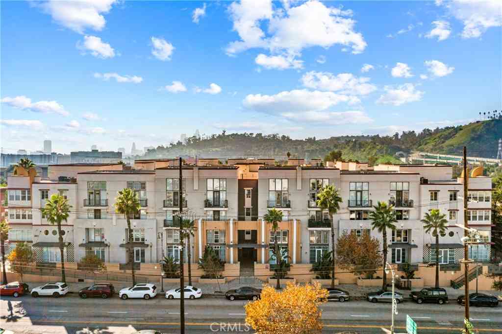 Condo For Sale - 360 W Avenue 26 #117<br/> Los Angeles, CA 90031