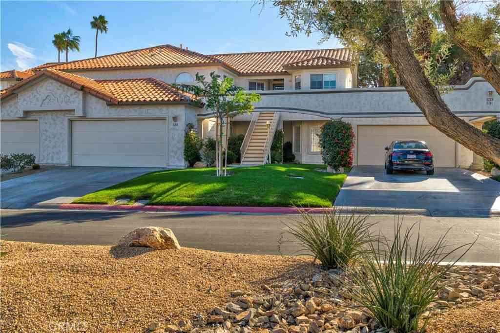 Condo For Sale - 533 Desert Falls N<br/> Palm Desert, CA 92211