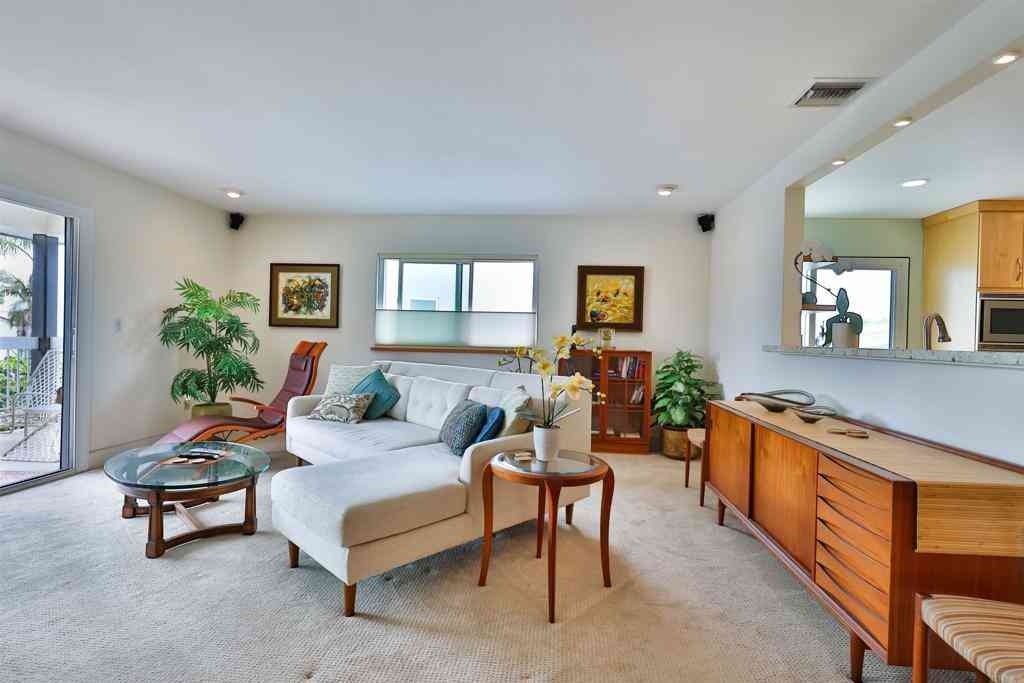Condo For Rent - 1524 Ynez<br/> Coronado, CA 92118