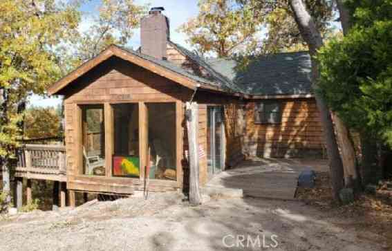 Homes For Sale - 33668 Angeles<br/> Green Valley Lake, CA 92341