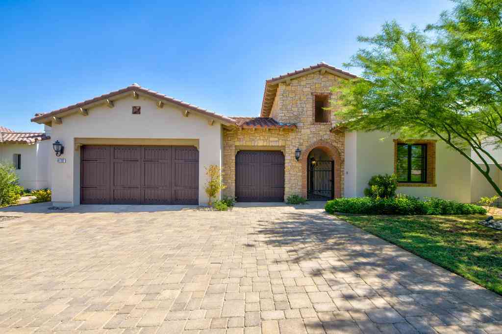 Homes For Sale - 81722 Andalusia<br/> La Quinta, CA 92253