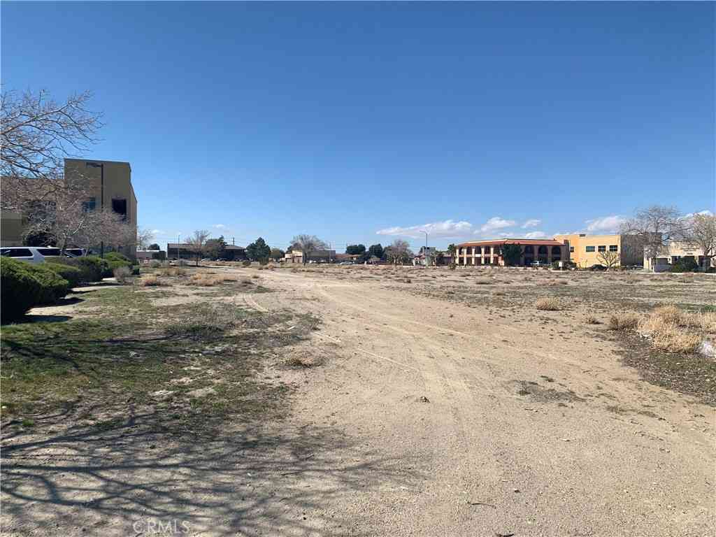 Vacant Land For Sale - Sage Street<br/> Victorville, CA 92392
